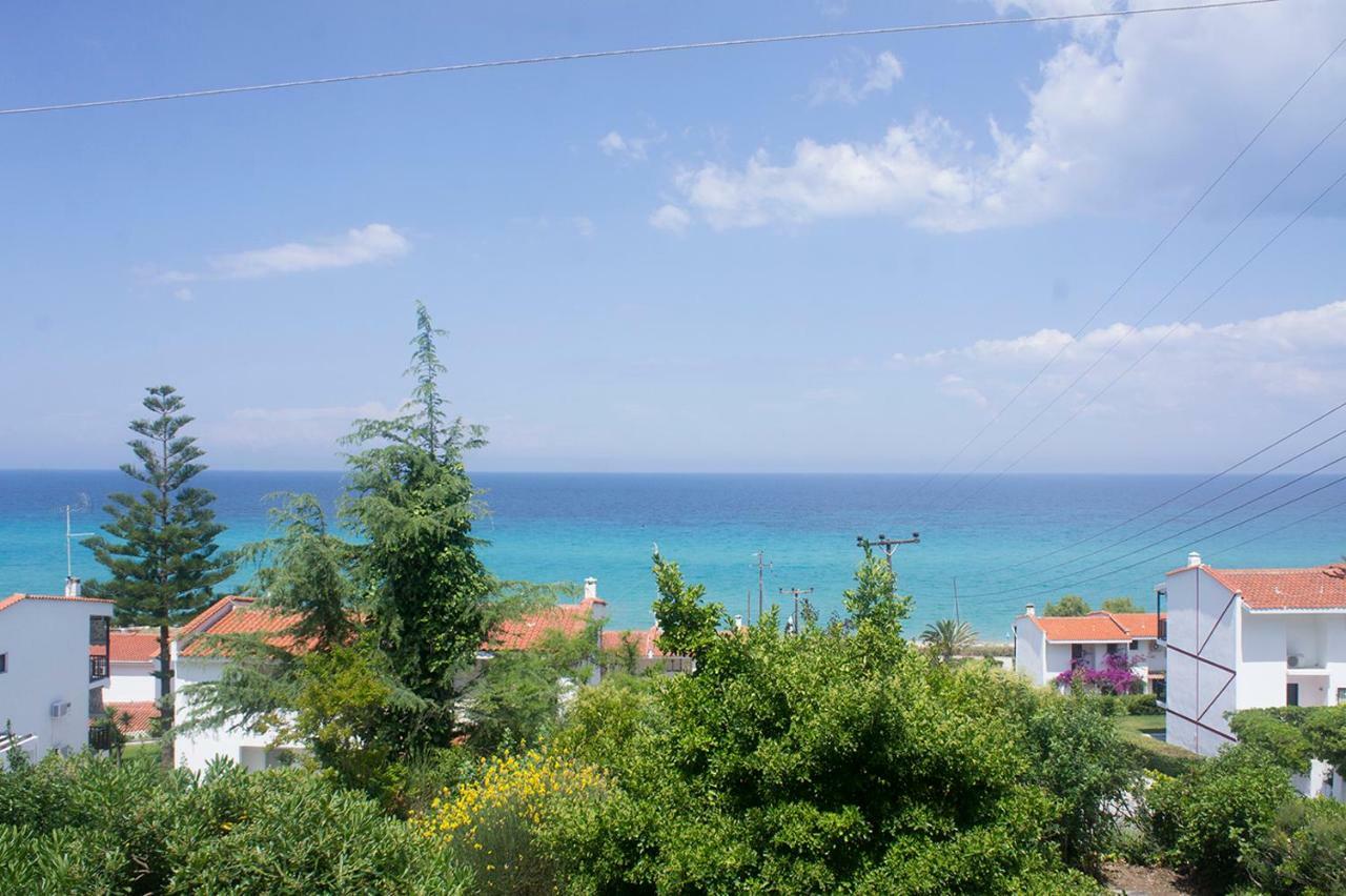 Possidi Aigaiopelagitika 2-Floor Beach House Kalandra Exterior photo