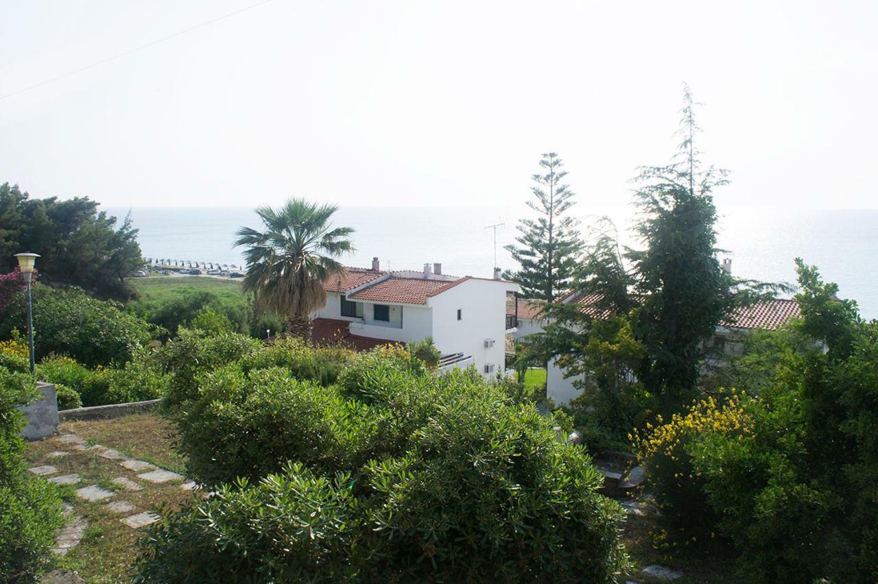 Possidi Aigaiopelagitika 2-Floor Beach House Kalandra Exterior photo