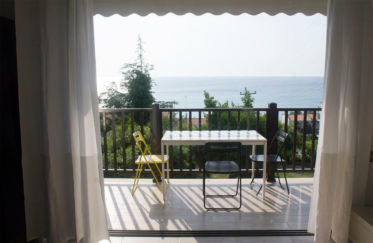 Possidi Aigaiopelagitika 2-Floor Beach House Kalandra Exterior photo
